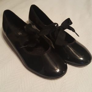 Size 2 Black Tap Shoes